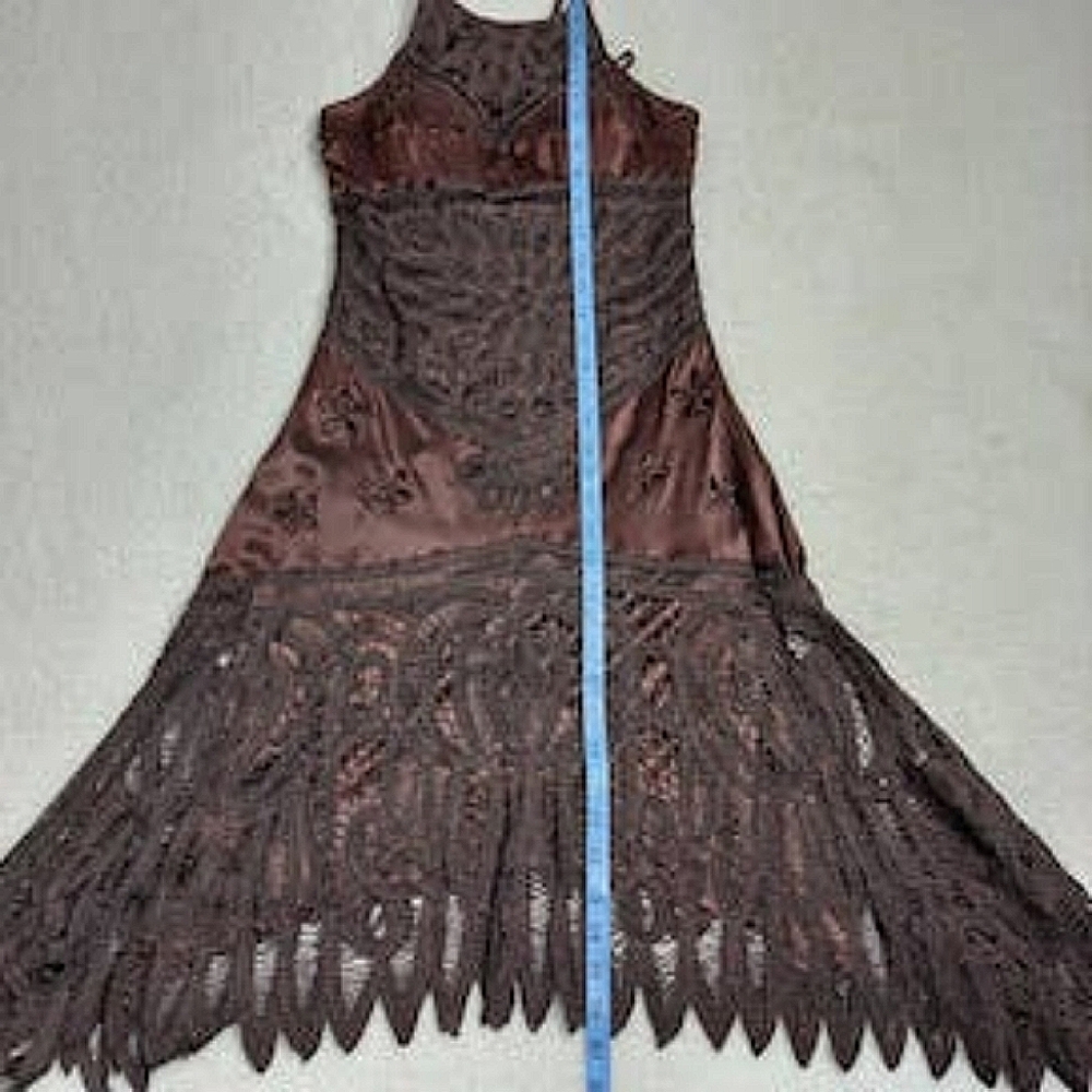 Sue Wong brown halter crochet cutout floral gown, Size 2 - Picture 15 of 15
